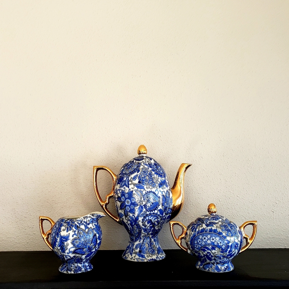 Vintage Royal Paisley Arnart 5th Ave Porcelain Coffee Creamer Sugar Set w/ Gold